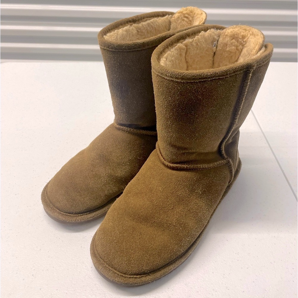 Bearpaw corset lace up boots
